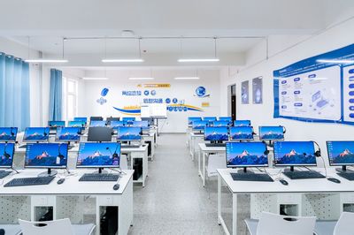 计算机与人工智能时代下的通信工程专业机房维护服务